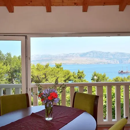 Apartment Two-bedrooms By The Sea *